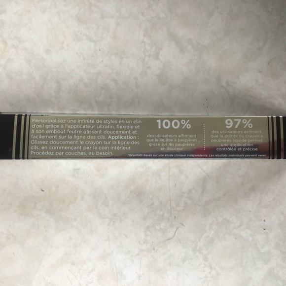 On point PUR waterproof liquid eyeliner pen. Bold black matte. - Picture 2 of 5